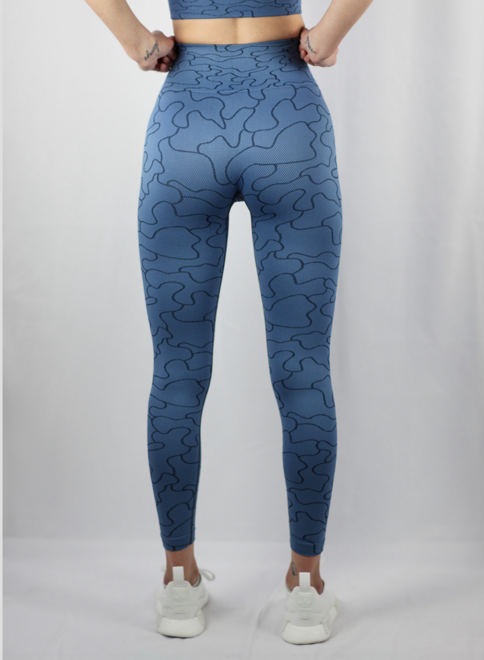 Seamless Camo Leggings